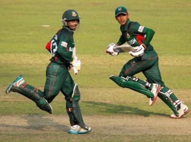 Mehidy and Zakir carry Bangladesh to its first-ever semi-final 